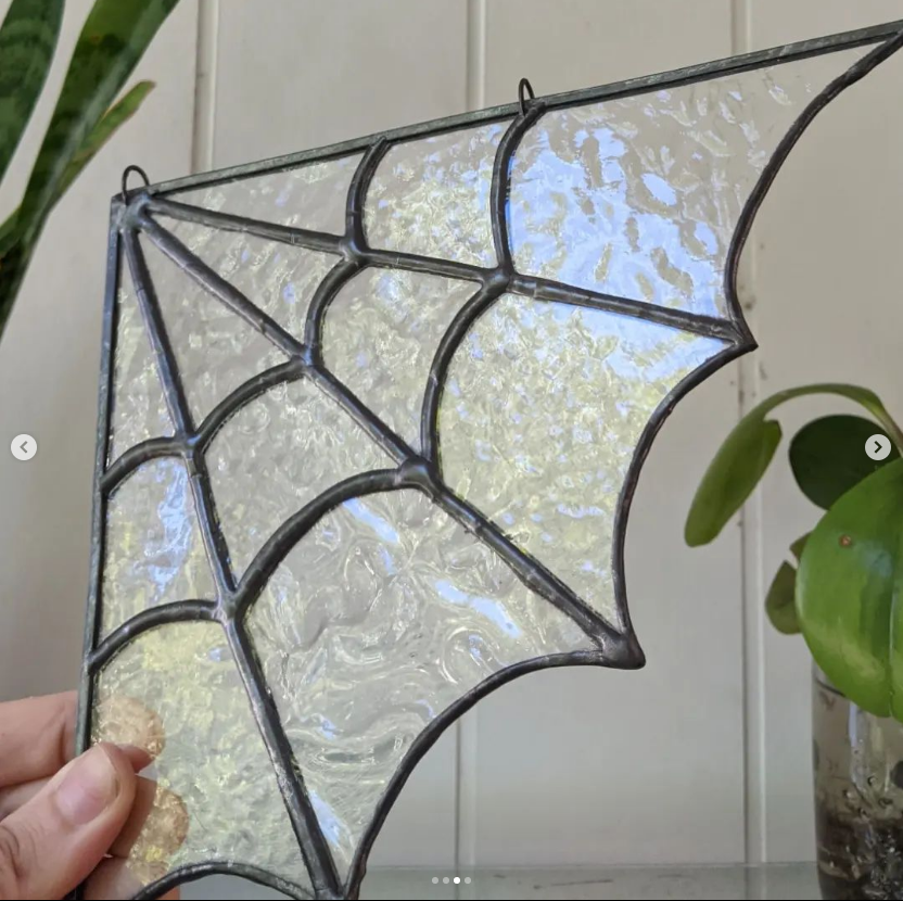 Spider Web Corner Hanger